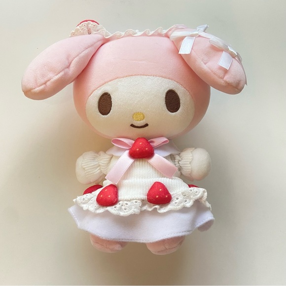 My melody strawberry shortcake plush - Picture 1 of 3